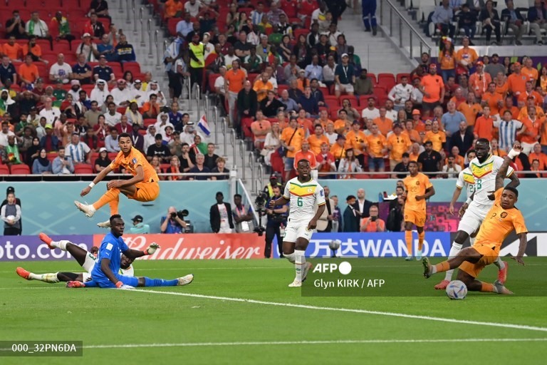 Cơ hội bị bỏ lỡ đầu trận của tuyển Hà Lan. Ảnh: AFP
