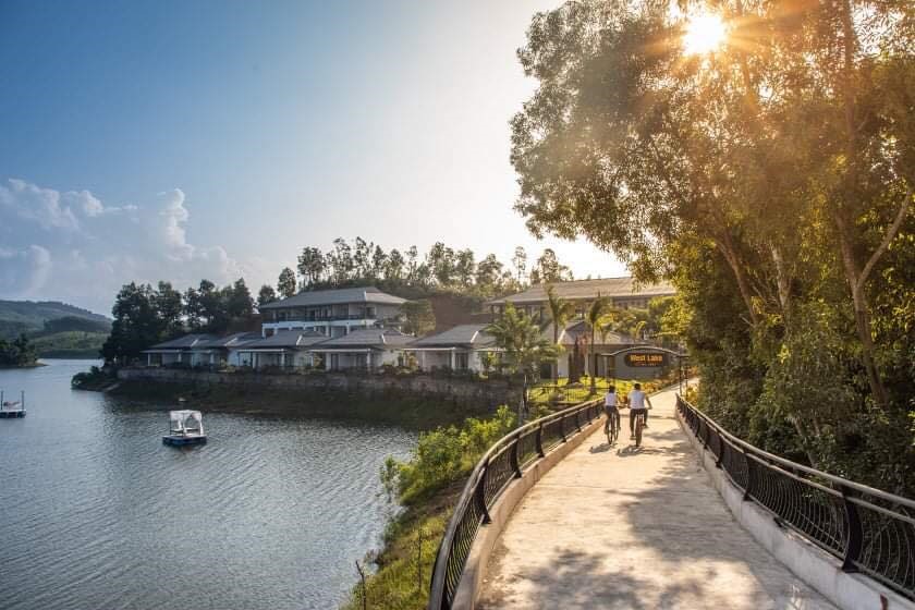 Phong Nha Lake House