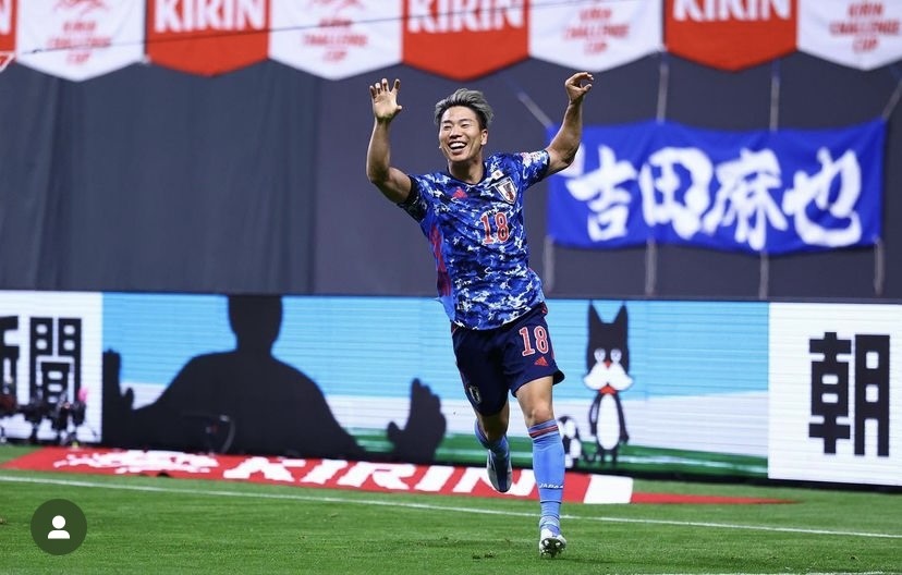Takuma Asano sinh ngày 10 tháng 11 năm 1994 là một cầu thủ bóng đá người Nhật Bản, hiện đang chơi cho VfL Bochum 1848 và đội tuyển bóng đá quốc gia Nhật Bản. Ảnh: Instagram Takuma Asano