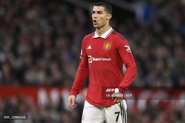 Man United chính thức chấm dứt hợp đồng với Ronaldo trước thời hạn.  Ảnh: AFP