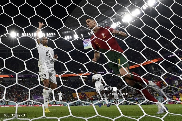 Sau khi cầm hoà ở hiệp 1, ở phút thứ 65, Ronaldo đã đem về tỉ số đầu tiên