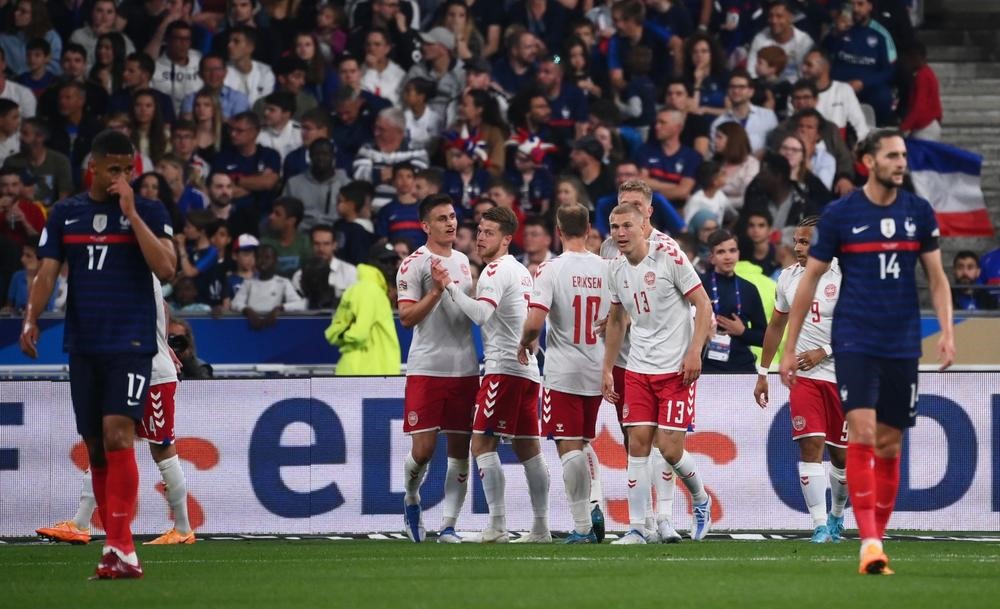 Tuyển Pháp từng vất vả khi gặp Đan Mạch ở Nations League. Ảnh: AFP