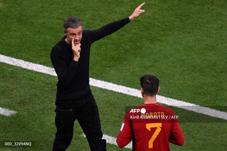Cơ hội dành cho Alvaro Morata trong hiệp 2. Ảnh: AFP