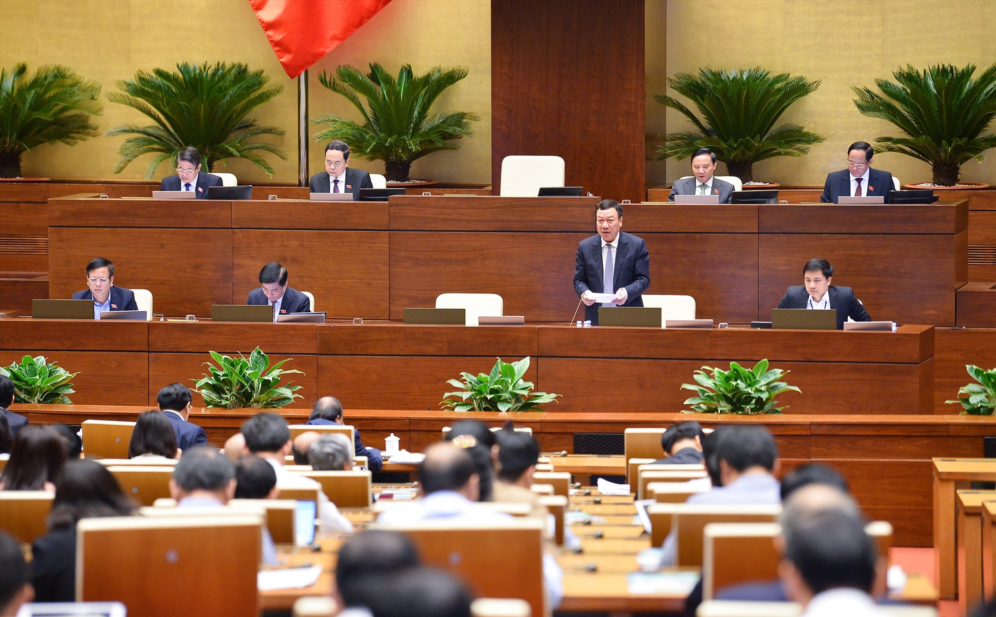 Tổng Thanh tra Chính phủ Đoàn Hồng Phong trả lời chất vấn của Quốc hội.