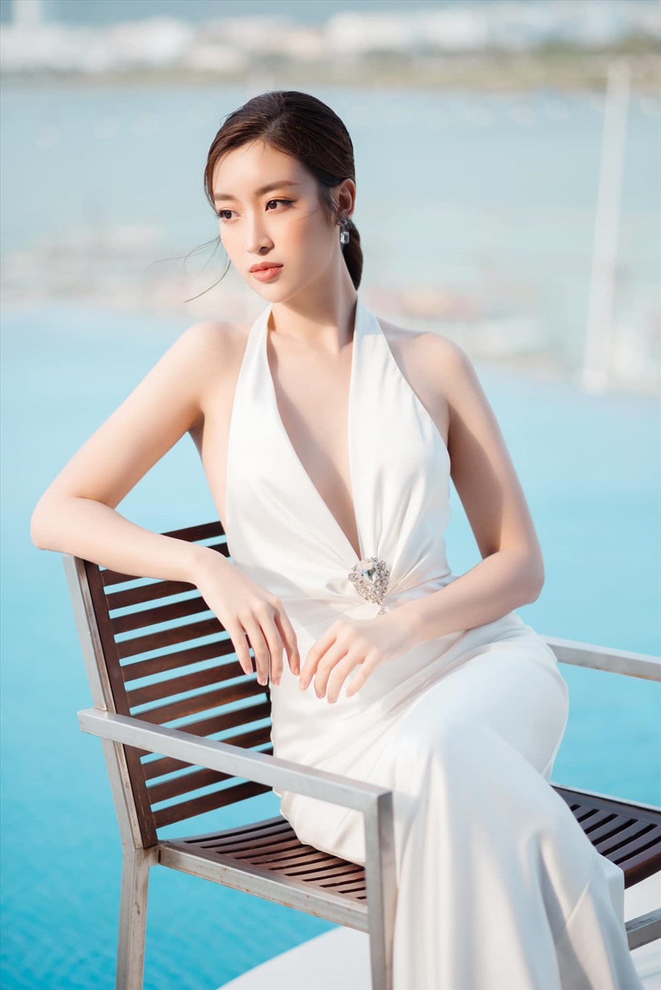 Đỗ Mỹ Linh không tốn quá nhiều chi phí khi thi Hoa hậu Việt Nam 2016. Ảnh: FBNV