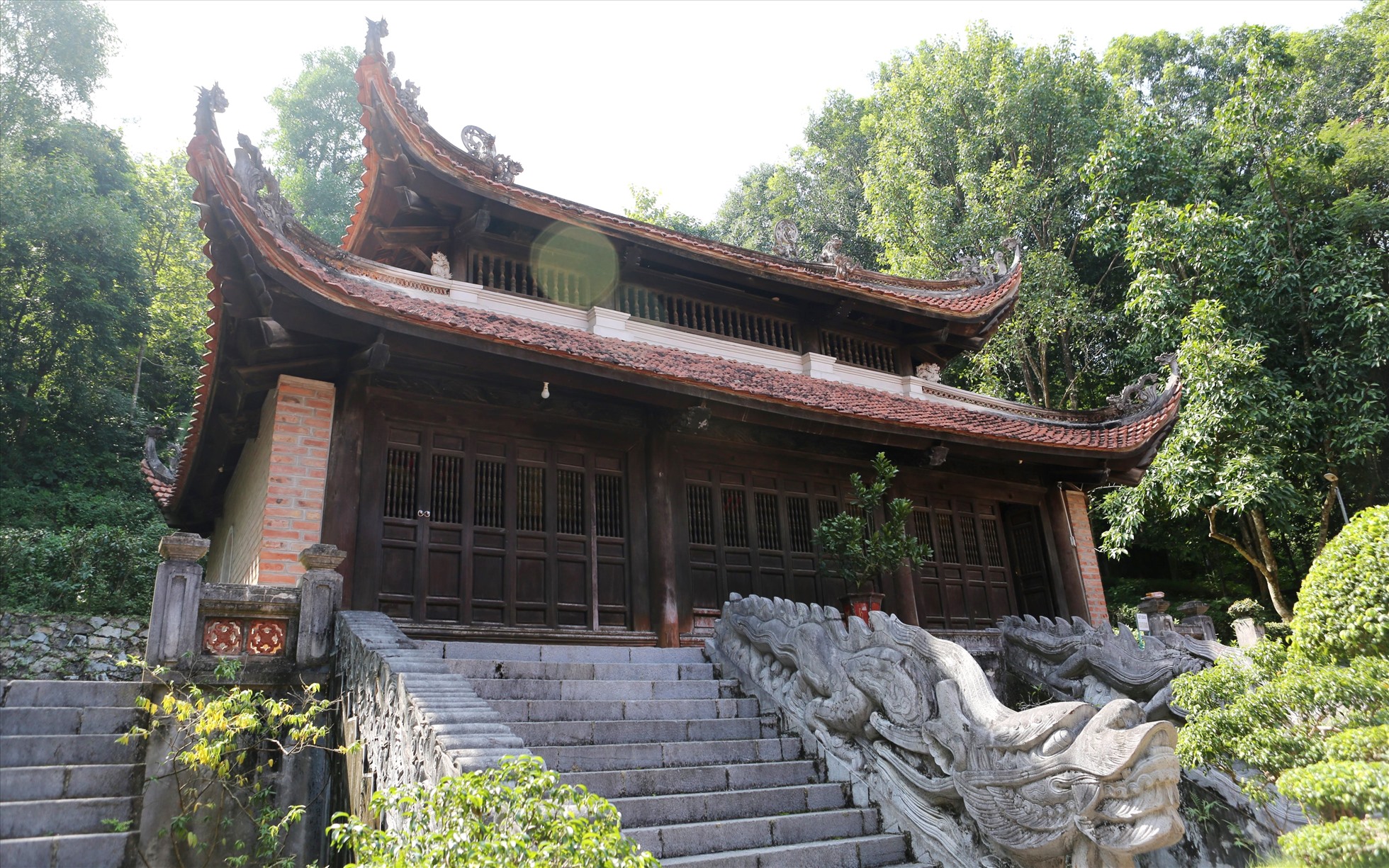 Vào cuối thế kỷ XVII, đền Bà Triệu bắt đầu có diện mạo như ngày nay. Ảnh: Q.D