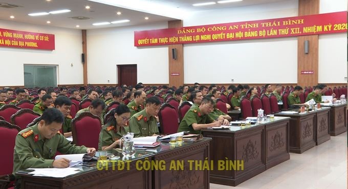 Các đại biểu dự hội nghị. Ảnh: Việt Anh