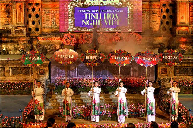 Festival được tổ chức 2 lần 1 năm với