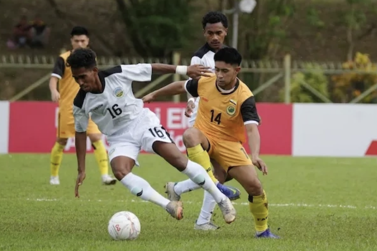 Tuyển Brunei (áo vàng) giành vé tham dự AFF Cup 2022 sau 26 năm. Ảnh: AFF