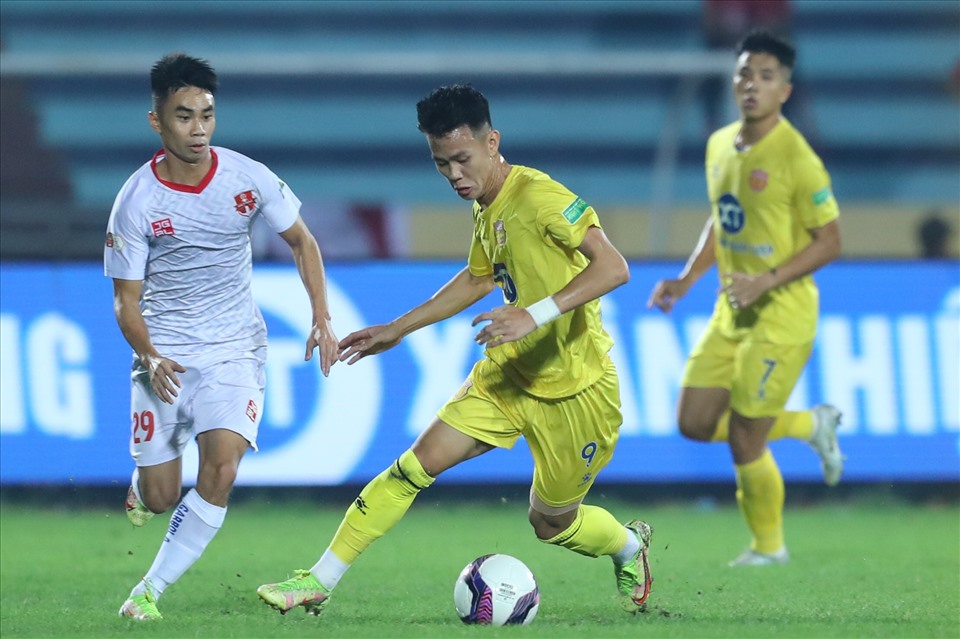 Câu lạc bộ Nam Định không thể mang về kết quả thuận lợi ở vòng 24 V.League. Ảnh: Ảnh: N.D