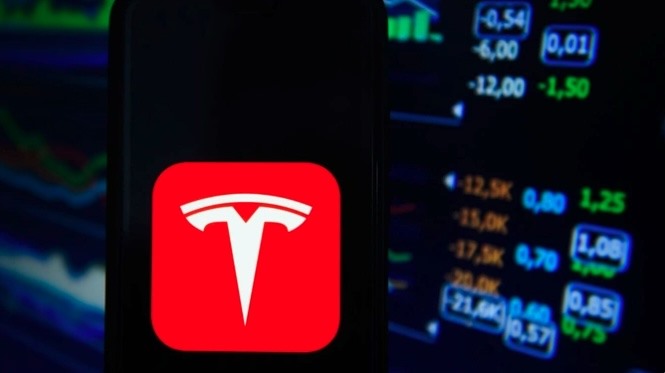 Đây đã là lần thứ ba Elon Musk bán cổ phiếu Tesla trong năm nay. Ảnh chụp màn hình