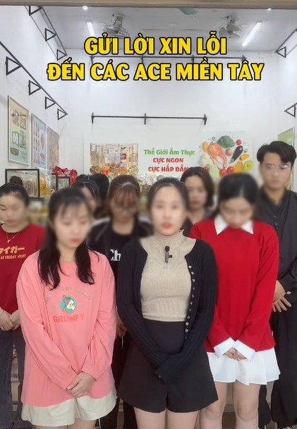 Nhóm Tiktoker lên clip xin lỗi sau vụ việc. Ảnh: CMH