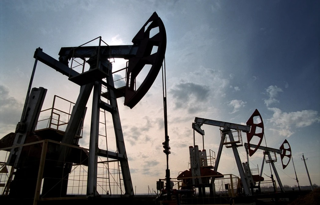 Phương Tây áp trần giá dầu của Nga ở mức 60 USD/thùng. Ảnh: AFP