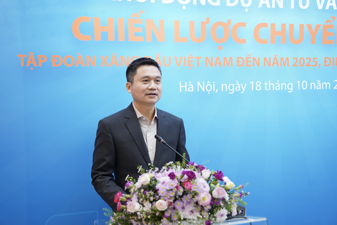 Bí thư Đảng ủy - Chủ tịch HĐQT Petrolimex - Trưởng Ban chỉ đạo Chuyển đổi số Petrolimex Phạm Văn Thanh phát biểu chỉ đạo tại sự kiện.