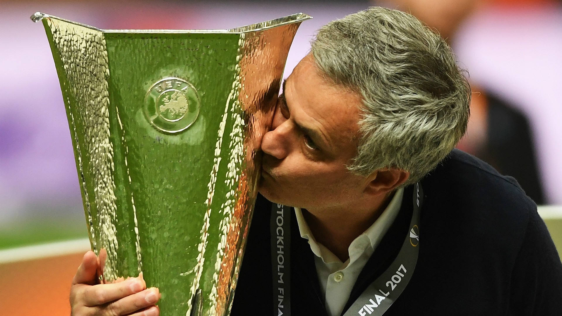 Mourinho là huấn luyện viên thành công nhất của bóng đá Bồ Đào Nha. Ảnh: UEFA