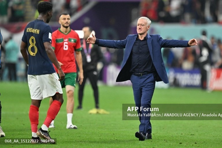 Niềm vui của huấn luyện viên Didier Deschamps. Ảnh: AFP
