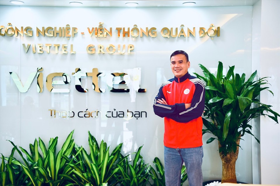 Huấn luyện viên thủ môn Trần Minh Quang gia nhập đội bóng áo lính. Ảnh: Viettel FC