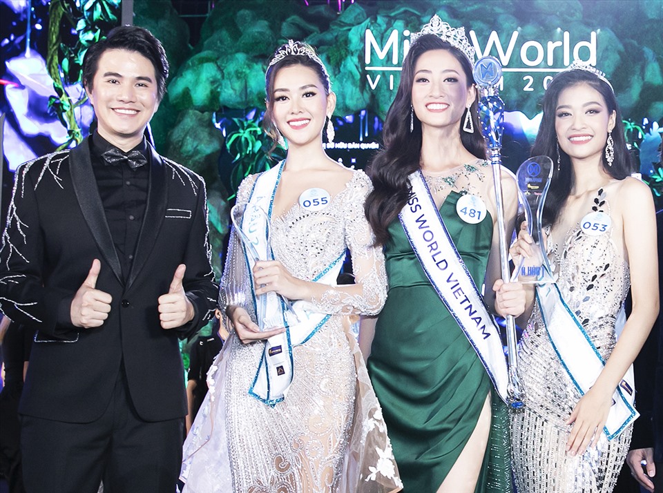 Anh từng là người xướng tên Lương Thùy Linh chiến thắng tại Hoa hậu Thế giới Việt Nam 2019. Ảnh: Nhân vật cung cấp.