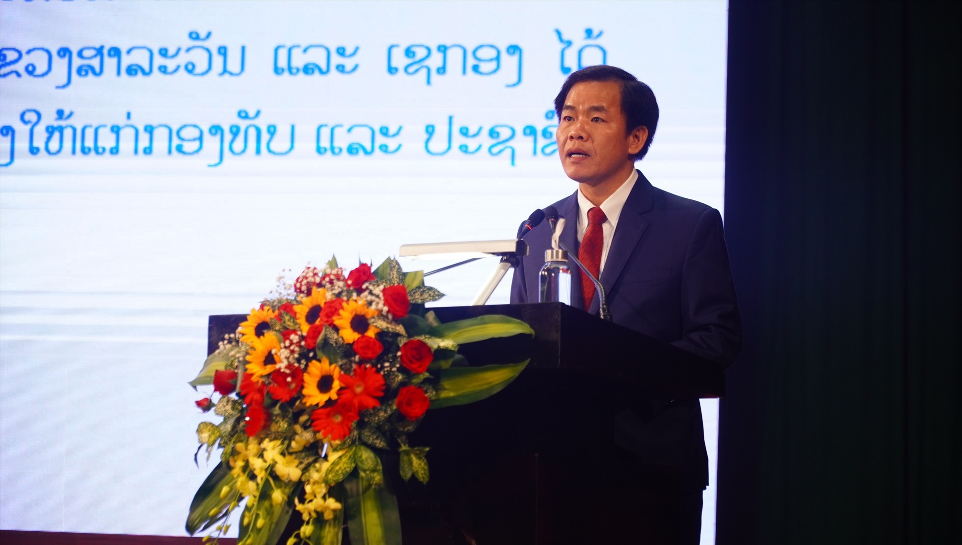 Chủ tịch UBND tỉnh Thừa Thiên Huế Nguyễn Văn Phương phát biểu tại buổi lễ. Ảnh: Ngọc Hiếu.