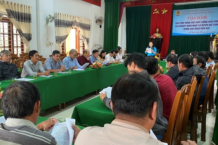 Nghiệp đoàn Nghề cá Núi Thành, Quảng Nam tọa đàm tìm giải pháp nâng cao chất lượng hoạt động. Ảnh: Diệu Phúc