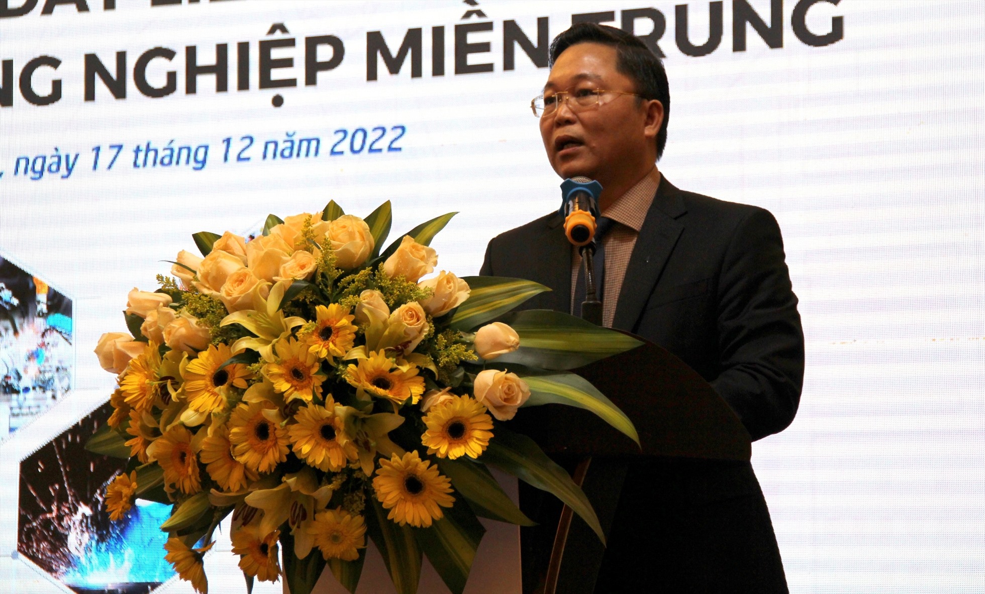 Ông Lê Trí Thanh- Chủ tịch UBND tỉnh Quảng Nam chia sẻ tại Hội thảo.