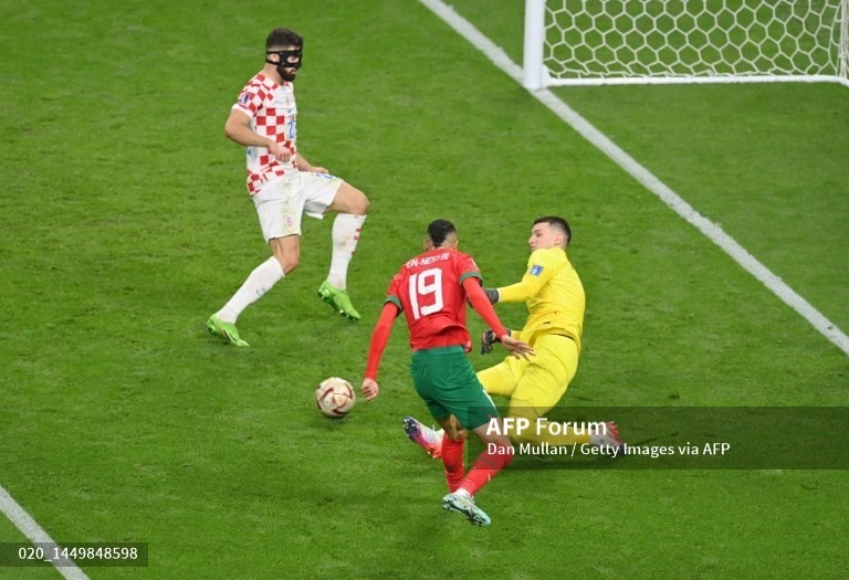 Livakovic vẫn xuất sắc cứu thua cho Croatia. Ảnh: AFP