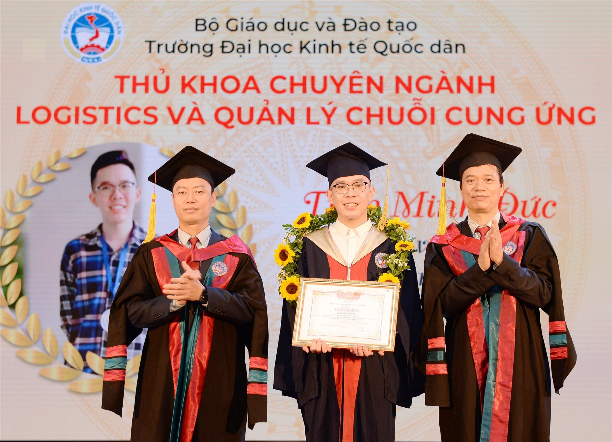 Trần Minh Đức - thủ khoa đầu ra Trường Đại học Kinh tế Quốc dân năm 2022. Ảnh: Nhân vật cung cấp