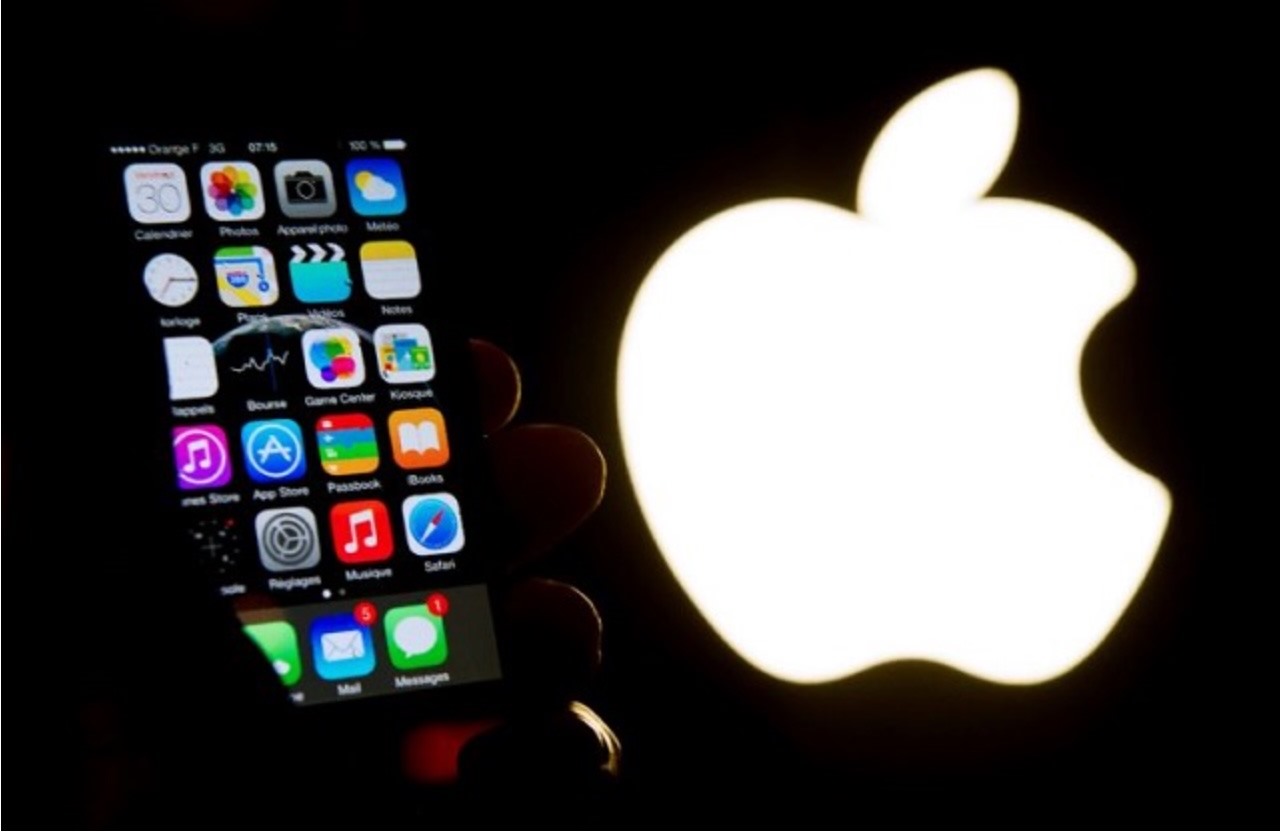 Cửa hàng ứng dụng App Store sẽ không còn độc quyền trên iOS nữa. Ảnh: AFP