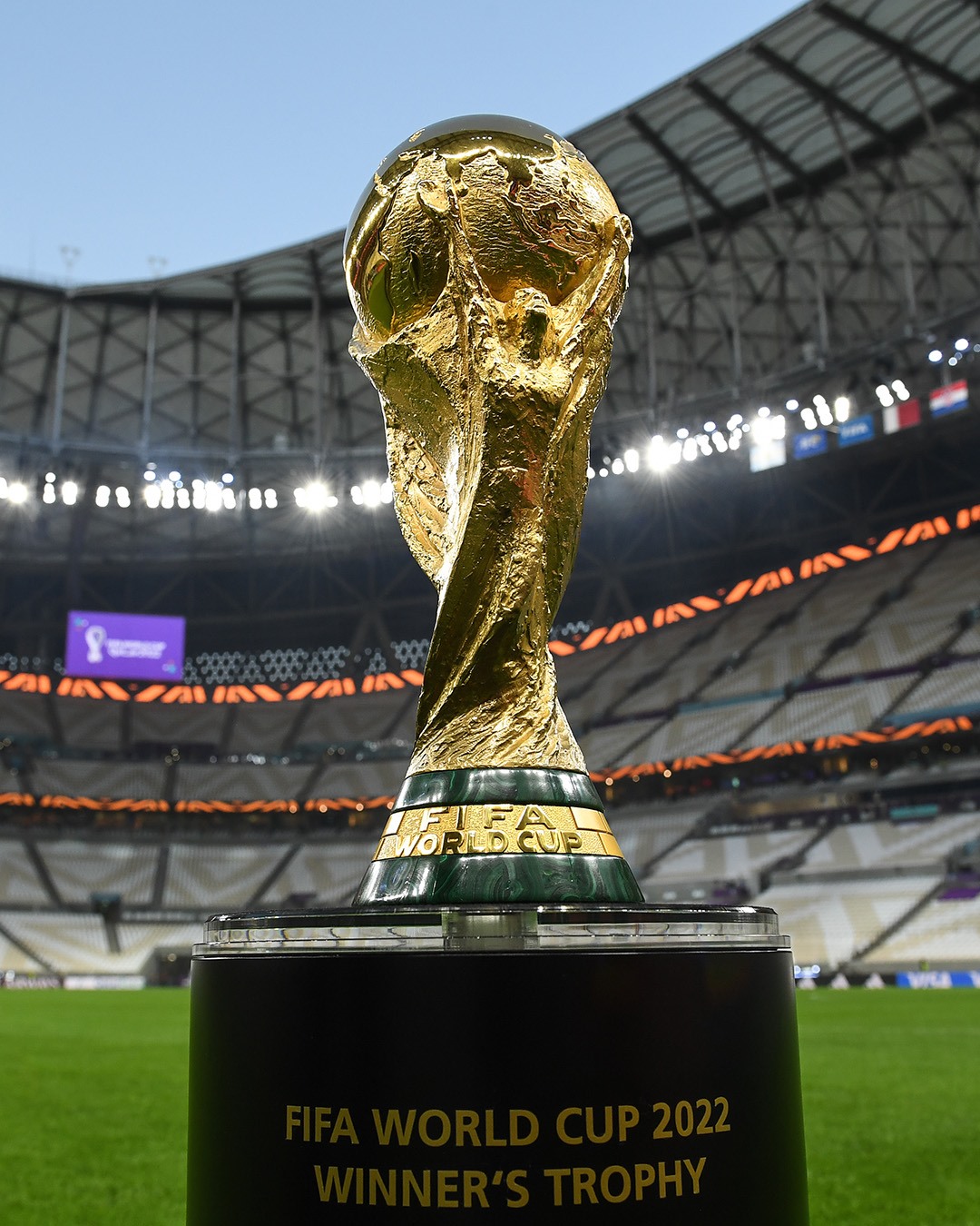 Những khán giả của Argentina và Pháp khiến bầu không khí sôi động. Ảnh: AFP