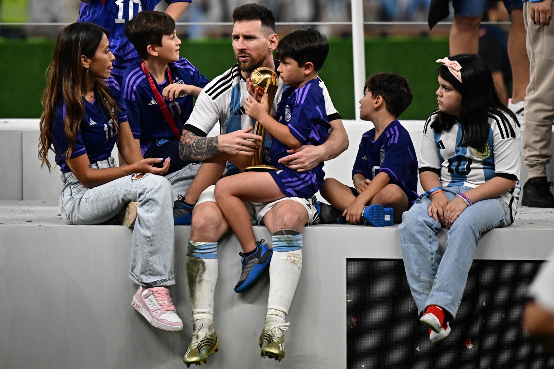 Messi đã có mọi thứ đáng mơ ước. Ảnh: AFP