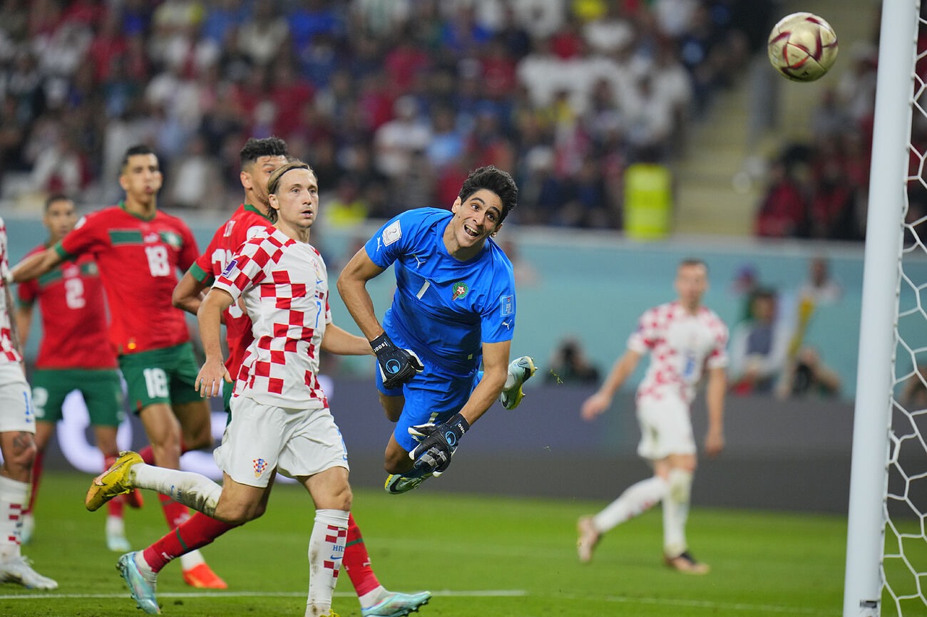 Luka Modric và Croatia vẫn đủ bền bỉ để kỳ World Cup thứ hai liên tiếp góp mặt trong Top 4.