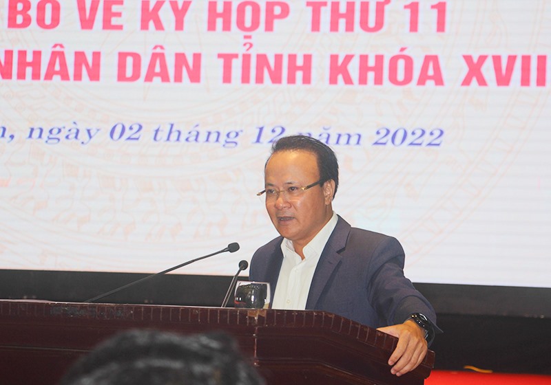 Ông Nguyễn Nam Đình – Phó Chủ tịch Thường trực HĐND tỉnh phát biểu kết luận họp báo. Ảnh: Quỳnh Trang