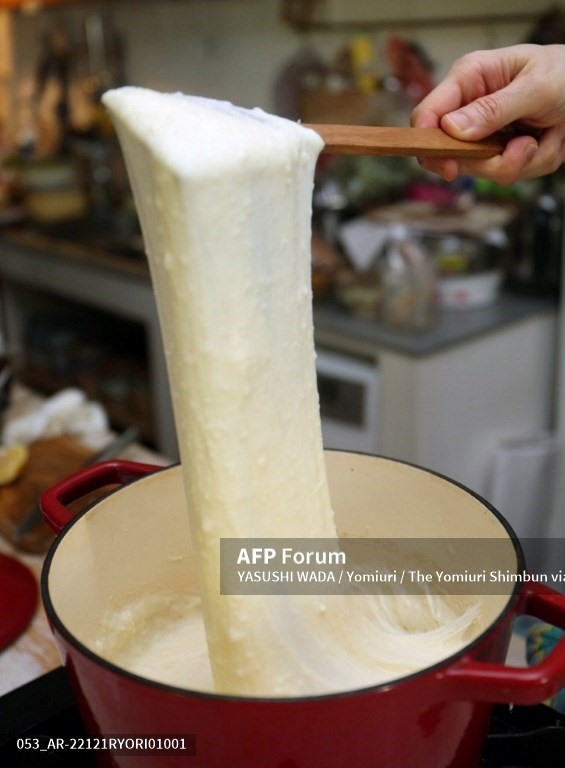 Bảo quản phô mai đúng cách để giữ được hương vị vốn có. Ảnh: AFP