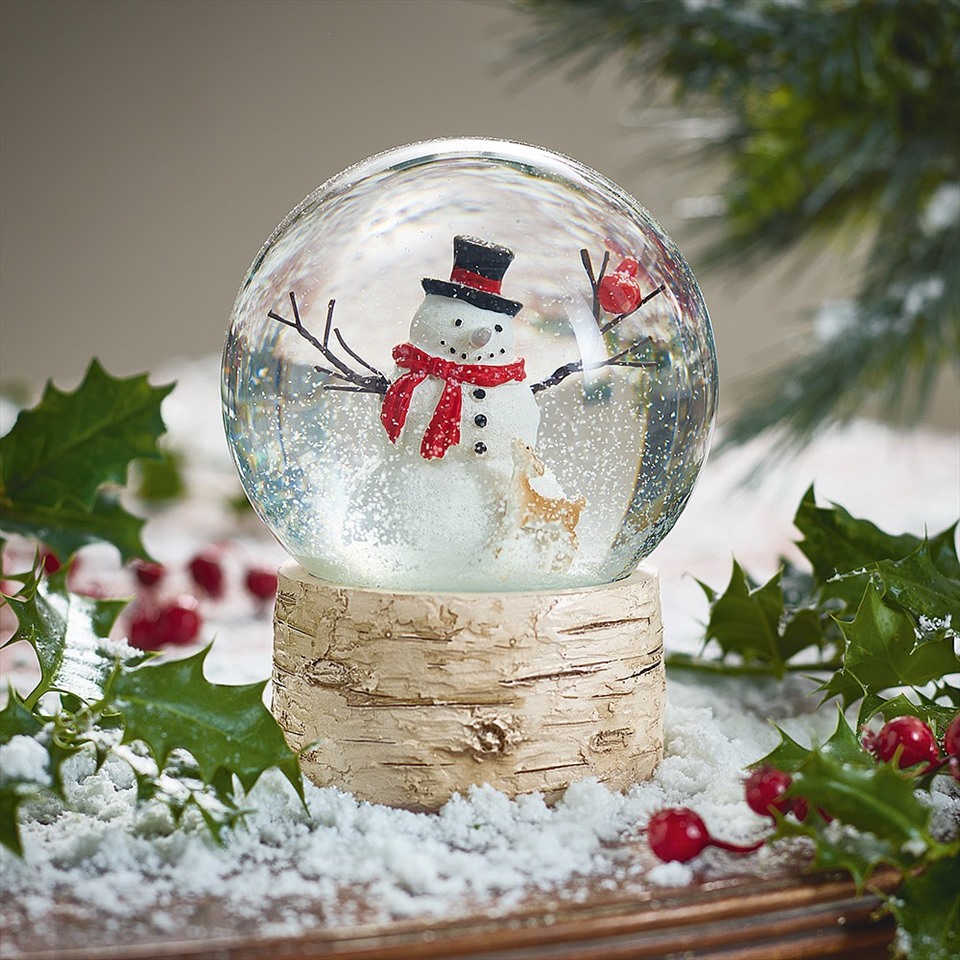 Cách làm quả cầu tuyết đẹp, đơn giản tặng người thương dịp Giáng sinh