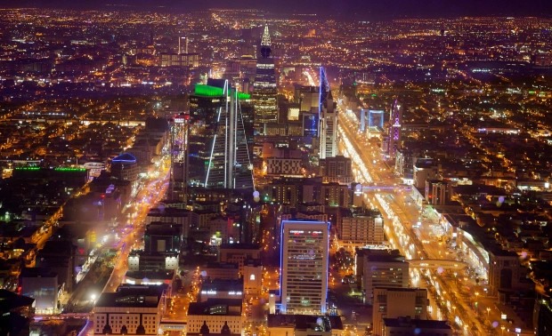 Riyadh bây giờ là một đô thị nhộn nhịp đầy những tòa nhà chọc trời.  Ảnh: AFP