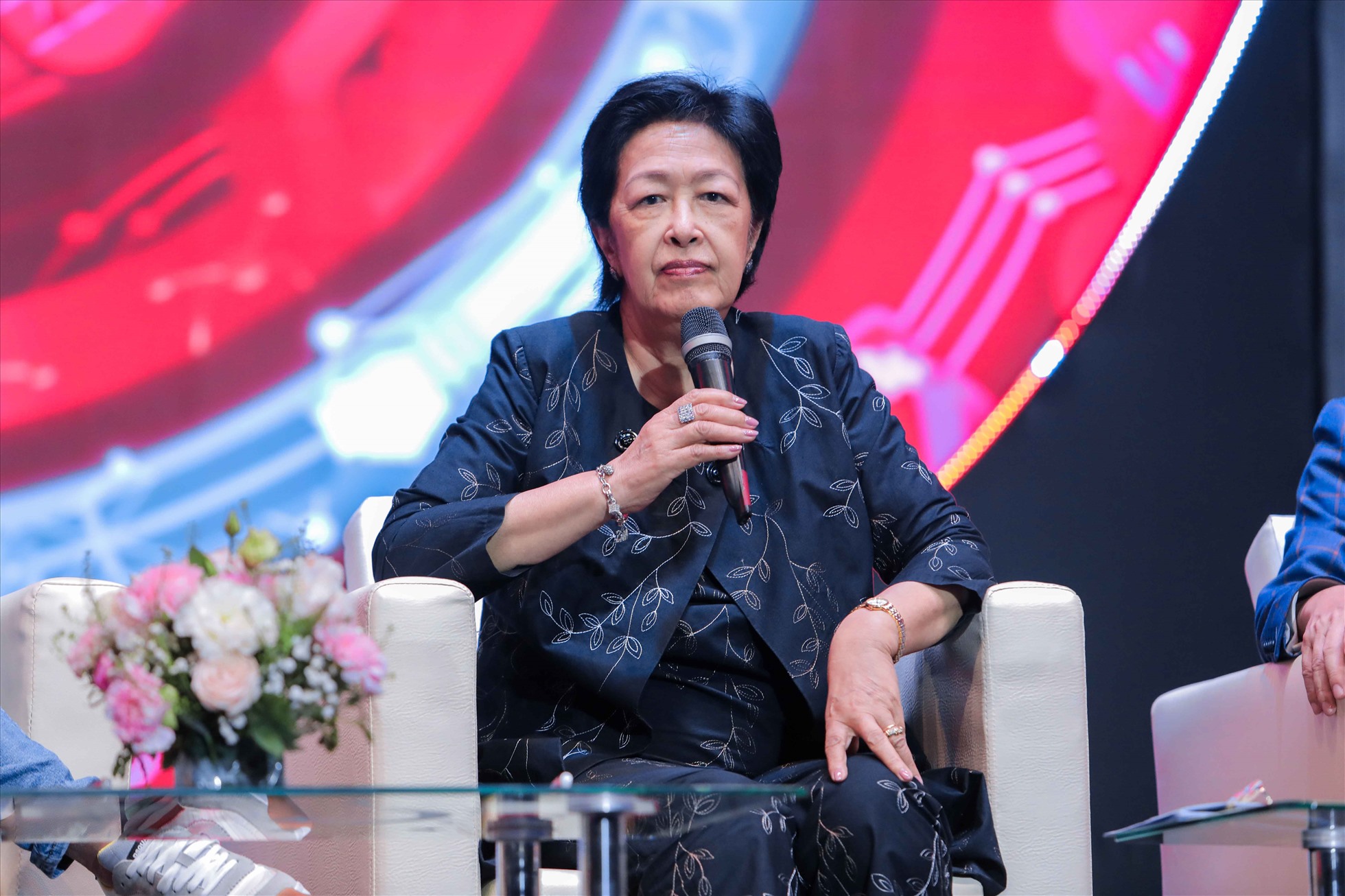 Bà Tôn Nữ Thị Ninh – Chủ tịch Quỹ Hoà bình và Phát triển TPHCM. Ảnh: Văn Lang