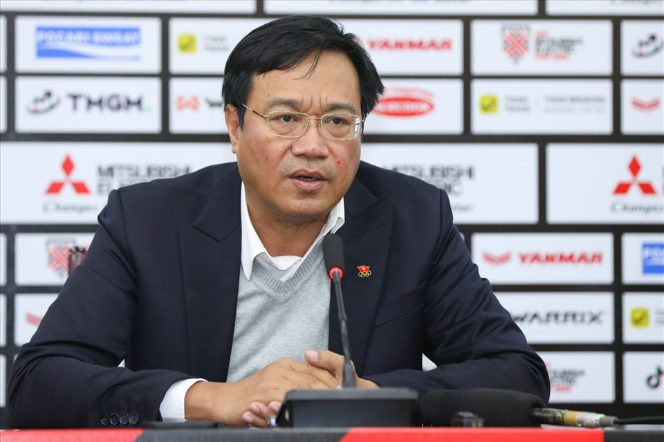 Tổng cục trưởng Tổng cục Thể dục thể thao Đặng Hà Việt cho biết sân Mỹ Đình đủ tiêu chuẩn tổ chức AFF Cup 2022. Ảnh: Kim Chi
