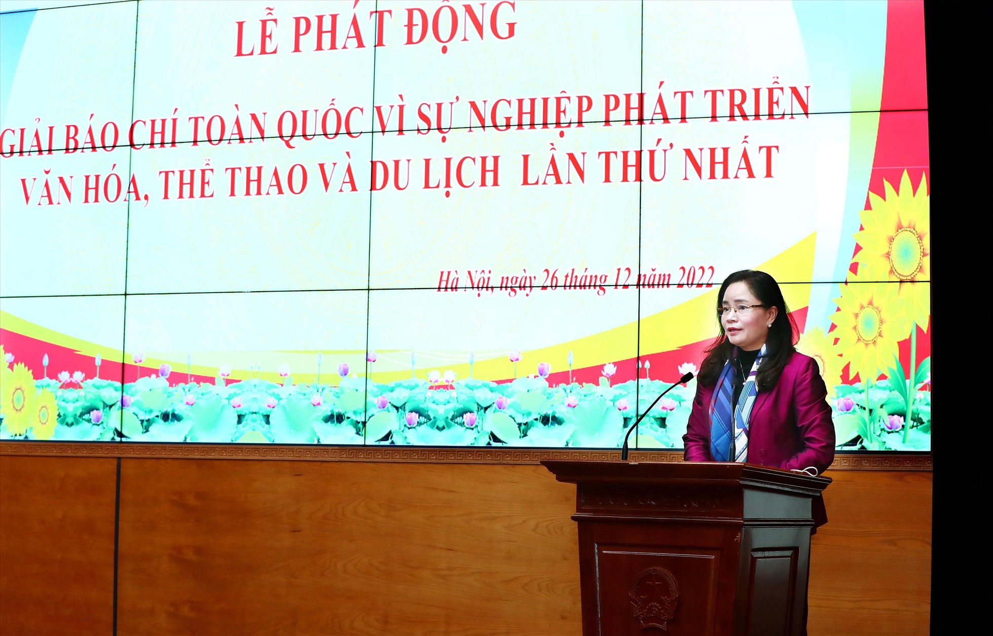 Bà Trịnh Thị Thủy phát biểu tại lễ phát động Giải.