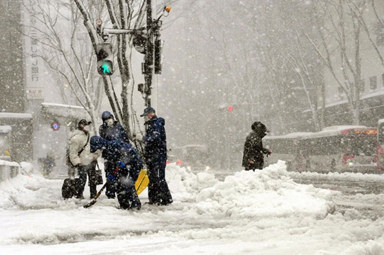 Tuyết rơi dày ở Nhật Bản. Ảnh: AFP
