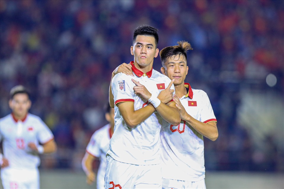 Tuyển Việt Nam khởi đầu AFF Cup 2022 thuận lợi với chiến thắng đậm trước tuyển Lào. Ảnh: Minh Dân