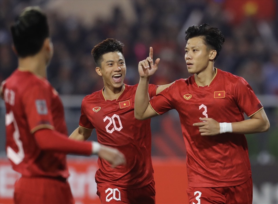 Tuyển Việt Nam nắm trong tay quyền tự quyết trong cuộc đua giành vé vào bán kết AFF Cup 2022. Ảnh: Minh Dân