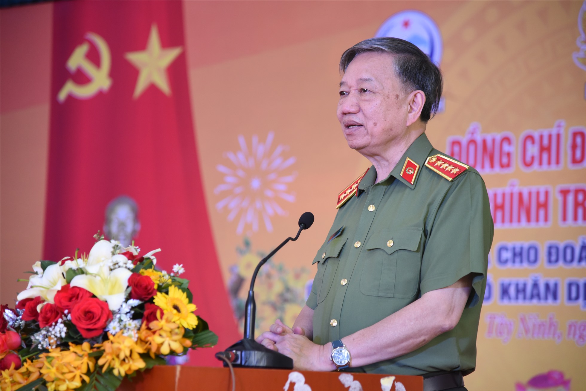 Đại tướng Tô Lâm phát biểu chúc Tết Đảng bộ, chính quyền, nhân dân, công nhân lao động tỉnh Tây Ninh. Ảnh: Nam Dương