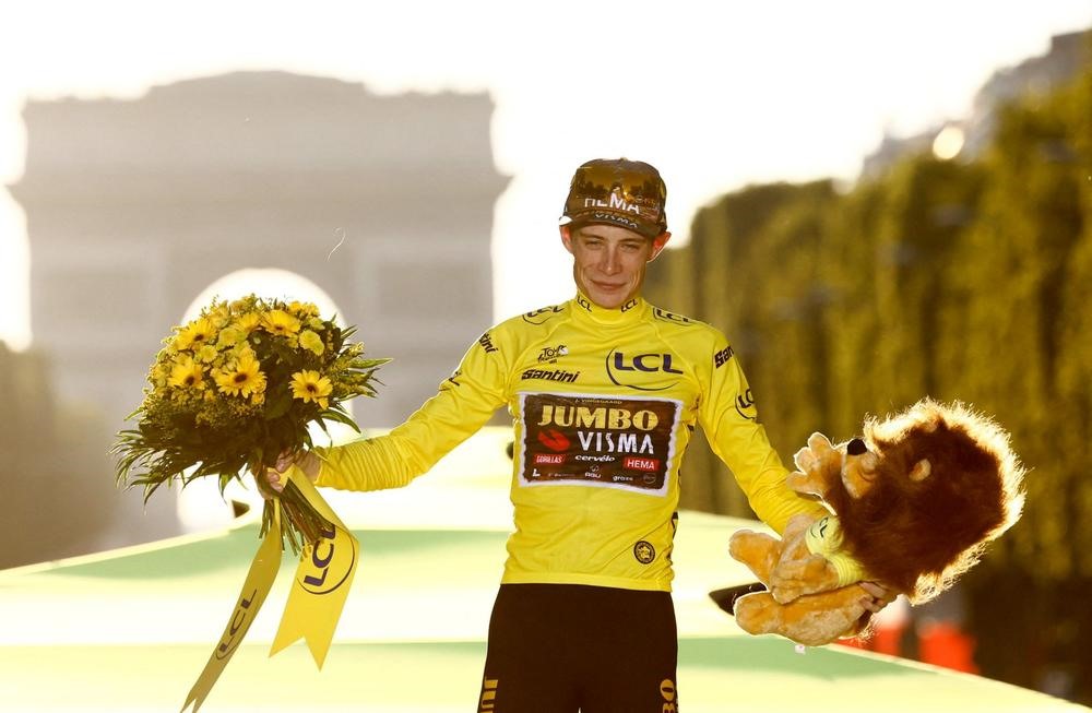 Jonas Vingegaard vô địch Tour de France. Ảnh: AFP