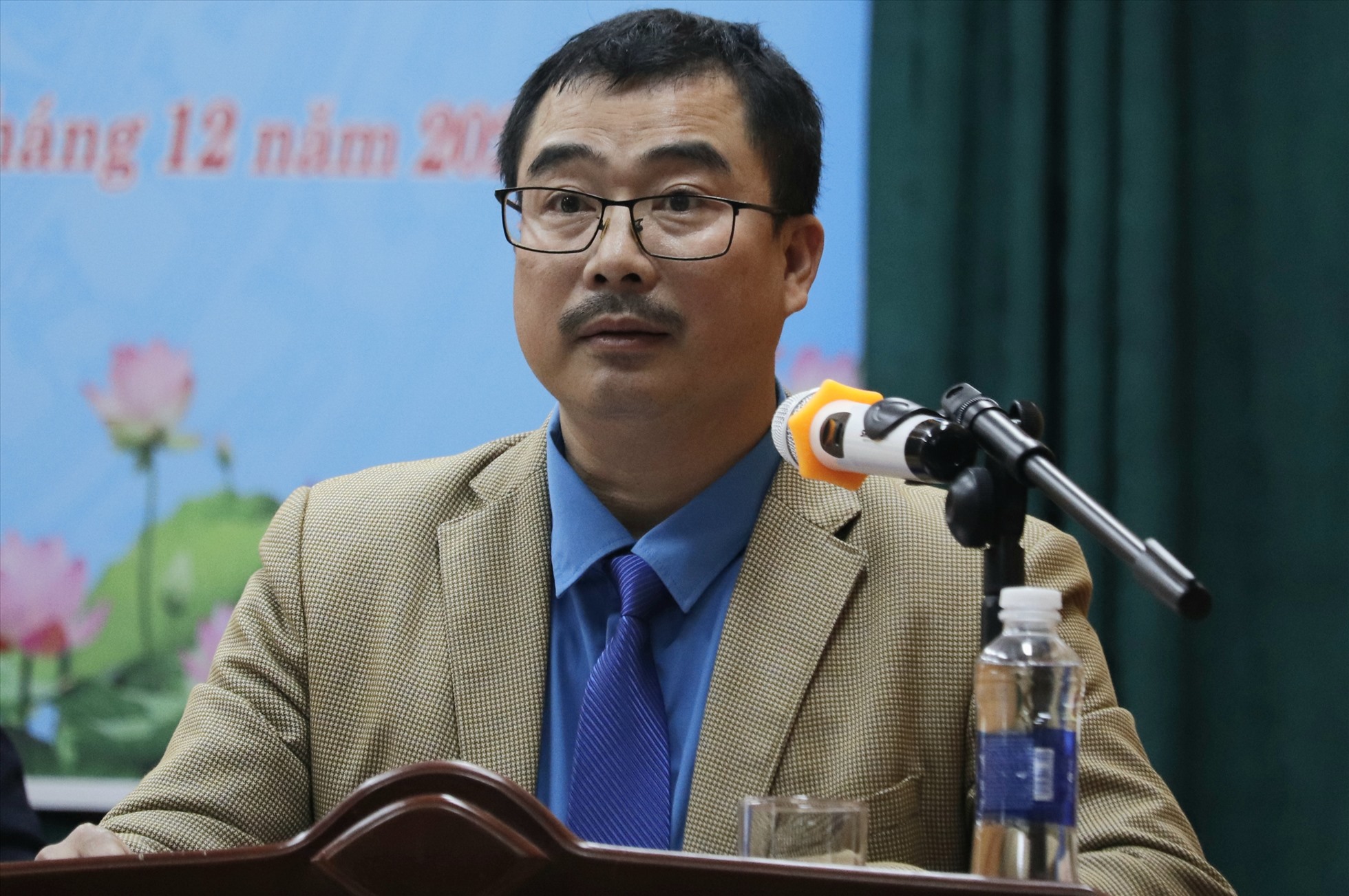 Ông Từ Ngọc Thịnh – Chủ tịch CĐ KKT tỉnh Quảng Bình phát biểu tại hội nghị. Ảnh: Đ.T