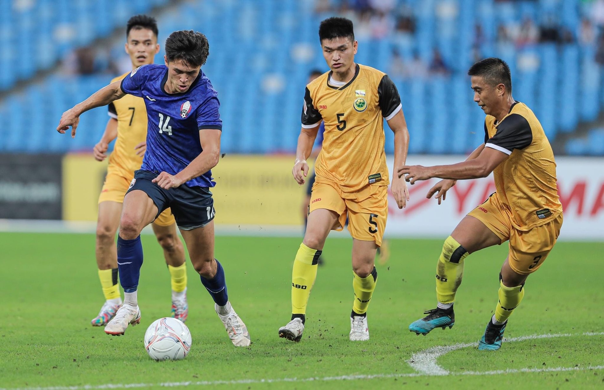 Campuchia giành lại được thế trận trong hiệp 2 và có thắng lợi 5-1 trước Brunei. Ảnh: LĐBĐ Campuchia