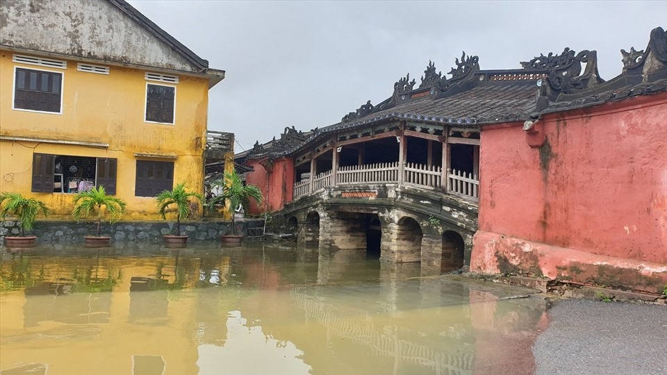 Chùa Cầu