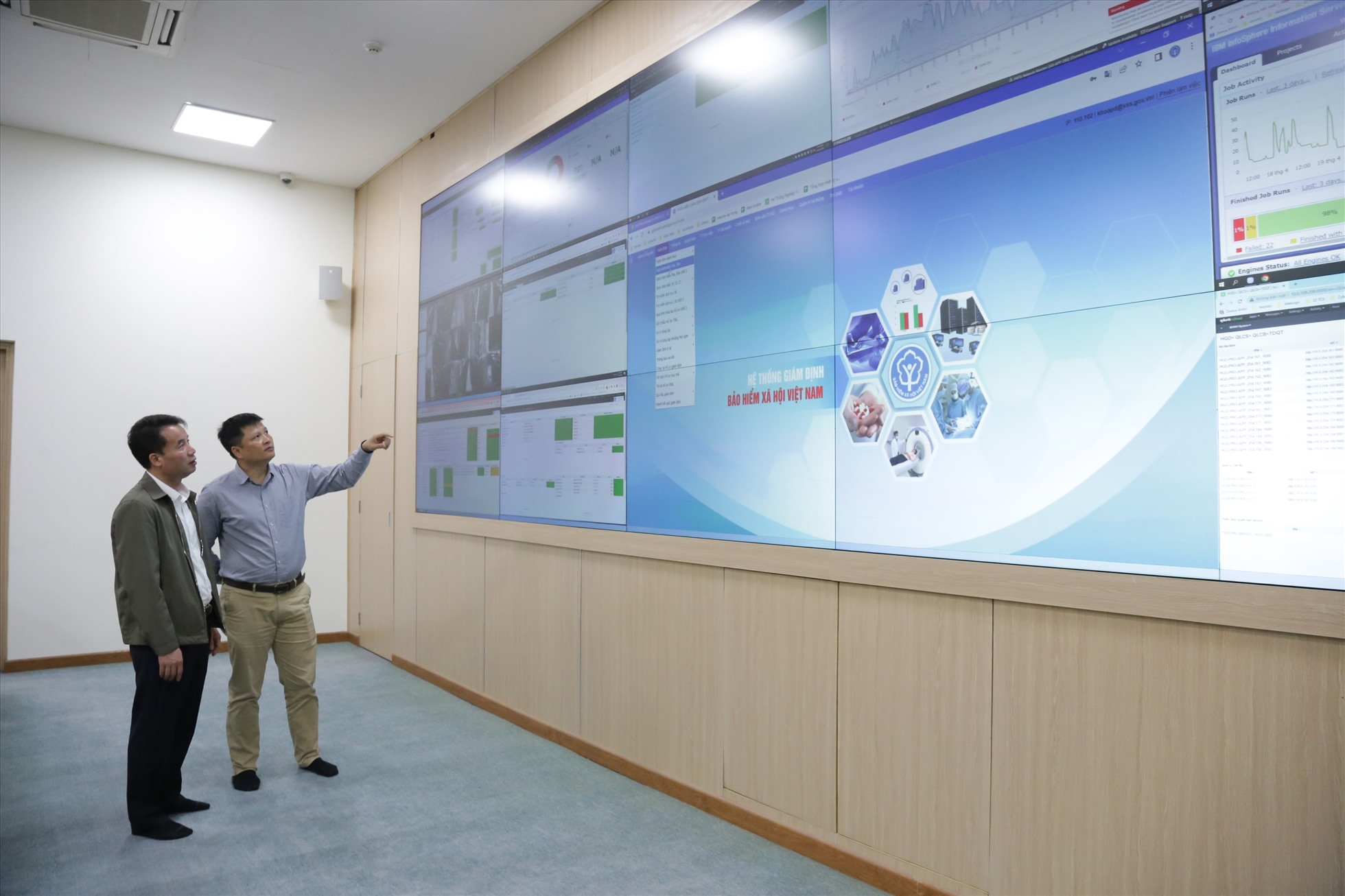 Hiện, toàn ngành BHXH Việt Nam đang có gần 30  hệ thống ứng dụng CNTT quản lý các quy trình nghiệp vụ. Ảnh: BHXHVN.