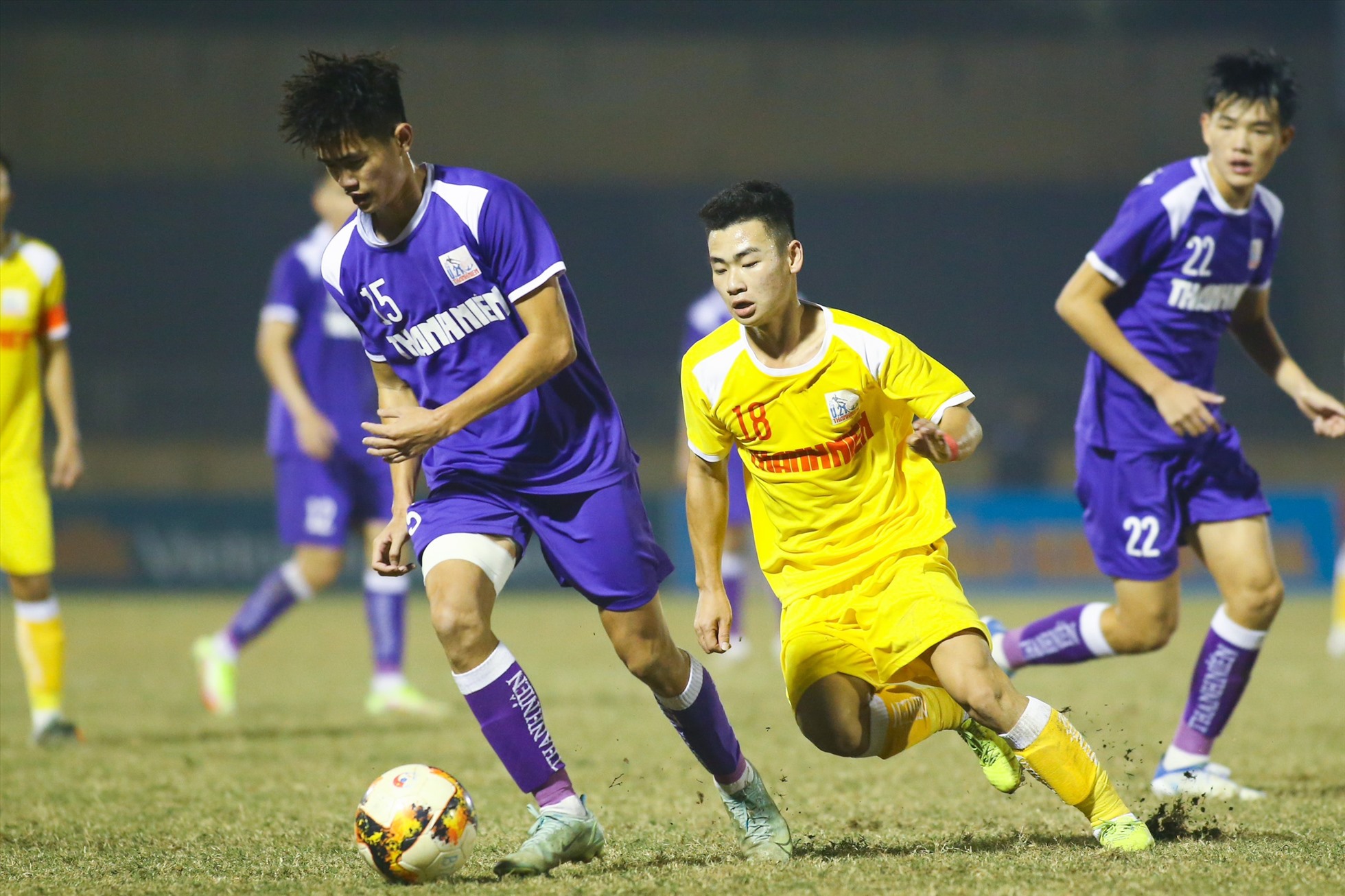 Sau khi có bàn thắng dẫn trước, đội bóng áo vàng chơi dồn ép đối phương nhưng không thể ghi thêm bàn thắng. Chung cuộc, U21 Hà Nội thắng U21 Bình Dương 1-0 và giành ngôi vô địch giải U21 Quốc gia 2022.