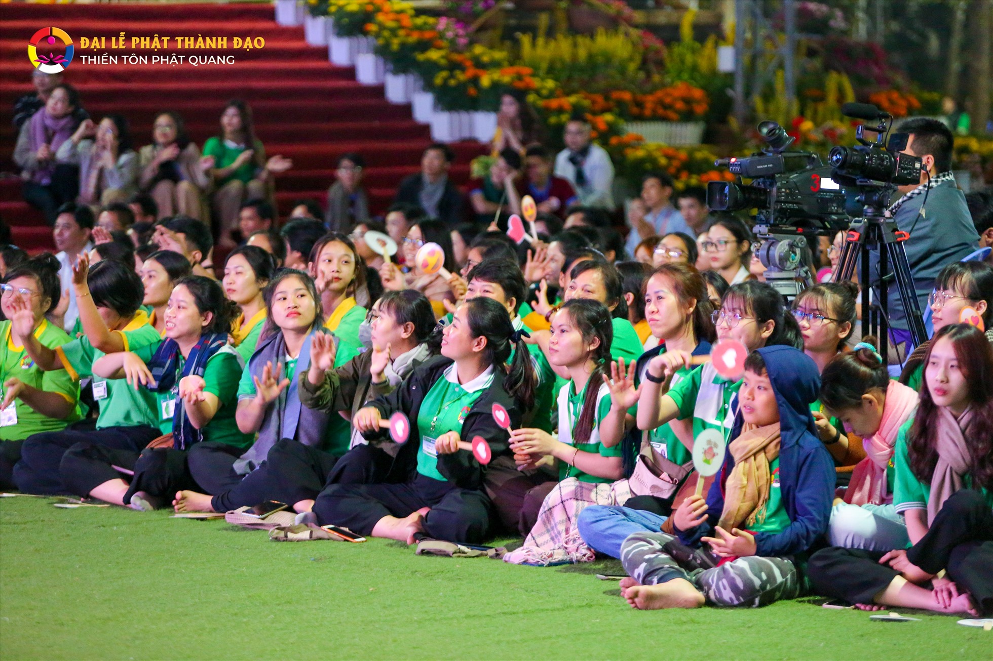 Phật tử tham dự.