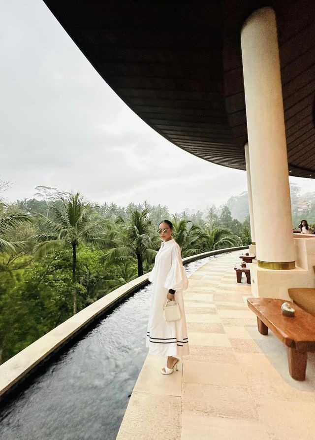 Trong chuyến đi này, gia đình Đoan Trang chủ yếu nghỉ ngơi tại một khu nghỉ dưỡng cao cấp ven biển ở Bali.